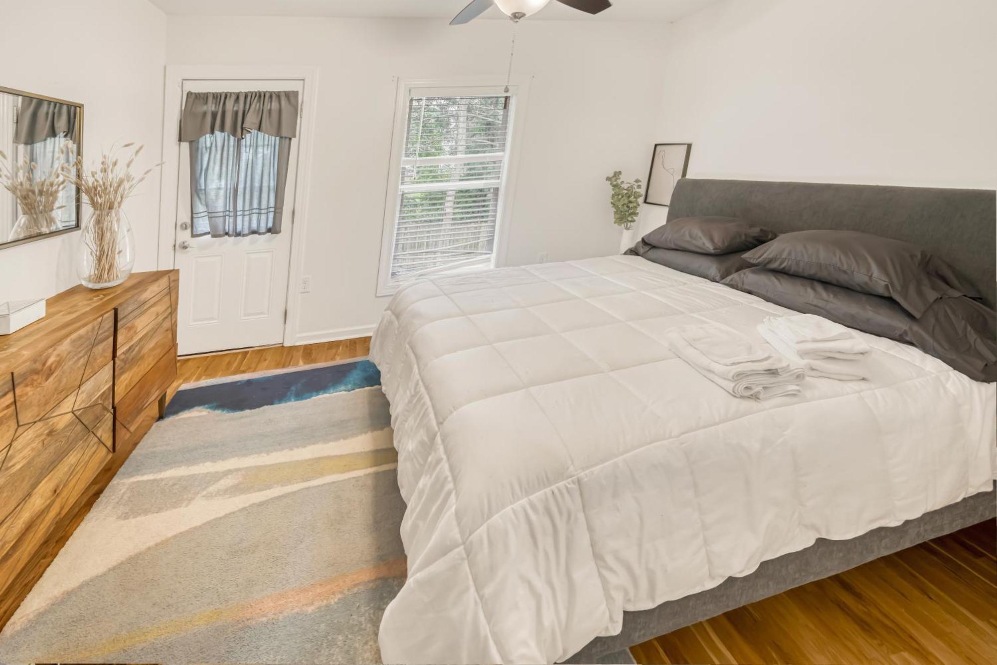 Charming 2Br Bungalow 4 Minutes To Duke University Durham Exterior foto