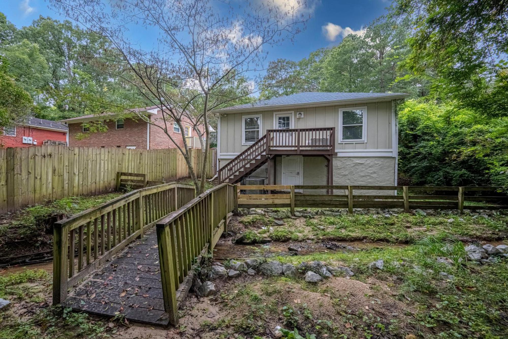 Charming 2Br Bungalow 4 Minutes To Duke University Durham Exterior foto