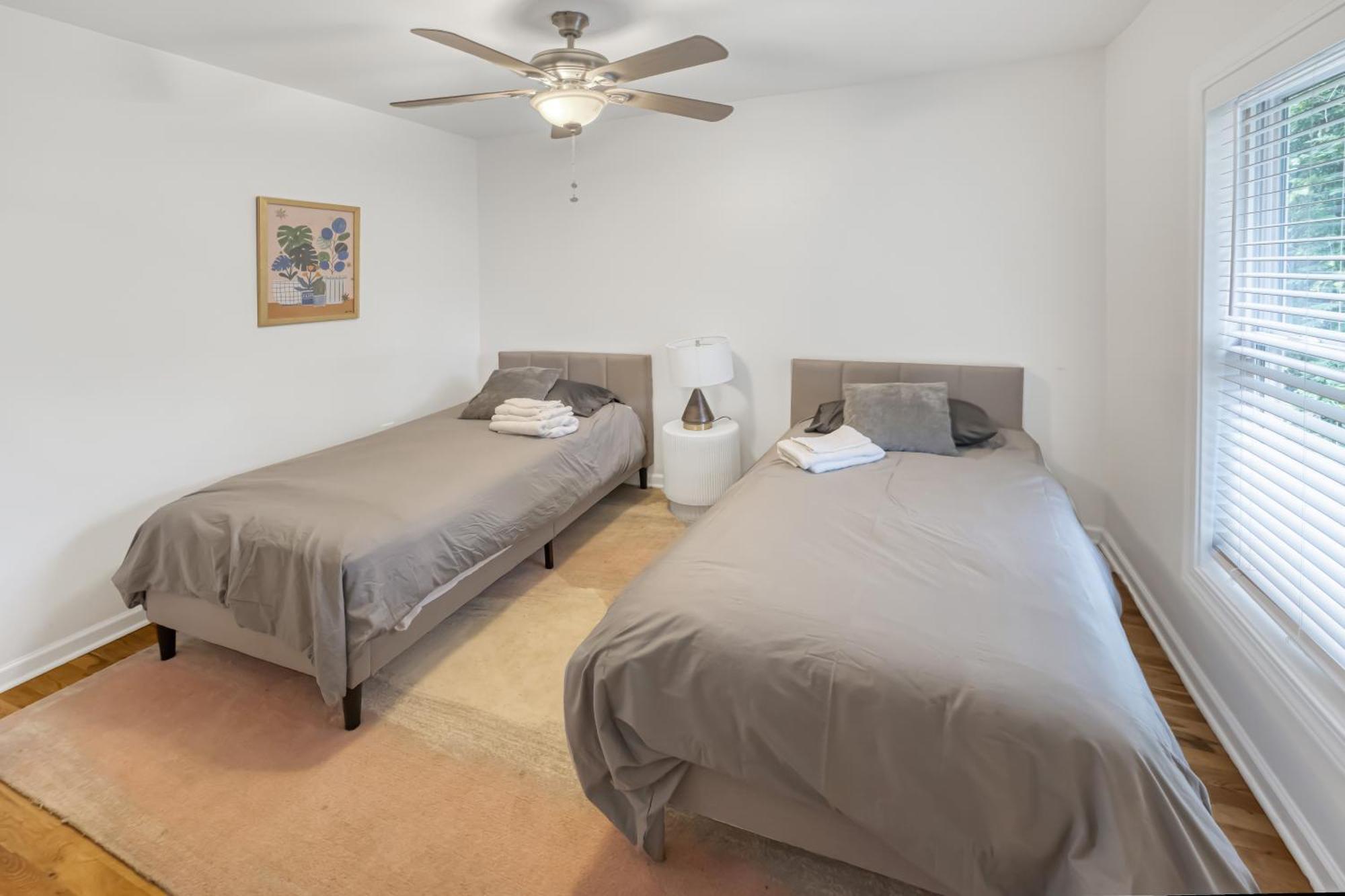 Charming 2Br Bungalow 4 Minutes To Duke University Durham Exterior foto