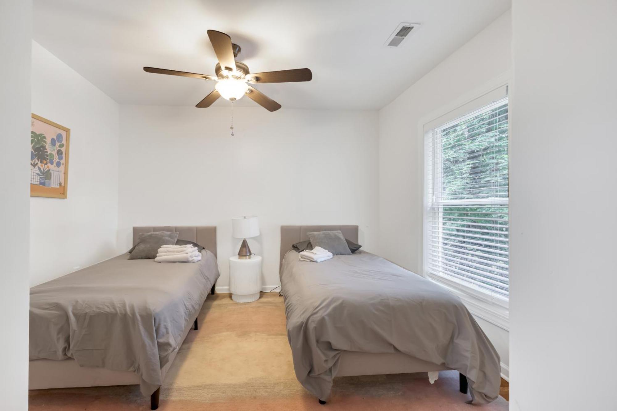 Charming 2Br Bungalow 4 Minutes To Duke University Durham Exterior foto